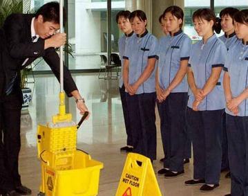 中山市哪家保潔公司服務(wù)好?明捷清潔十年清潔經(jīng)驗(yàn),專注保潔服務(wù)